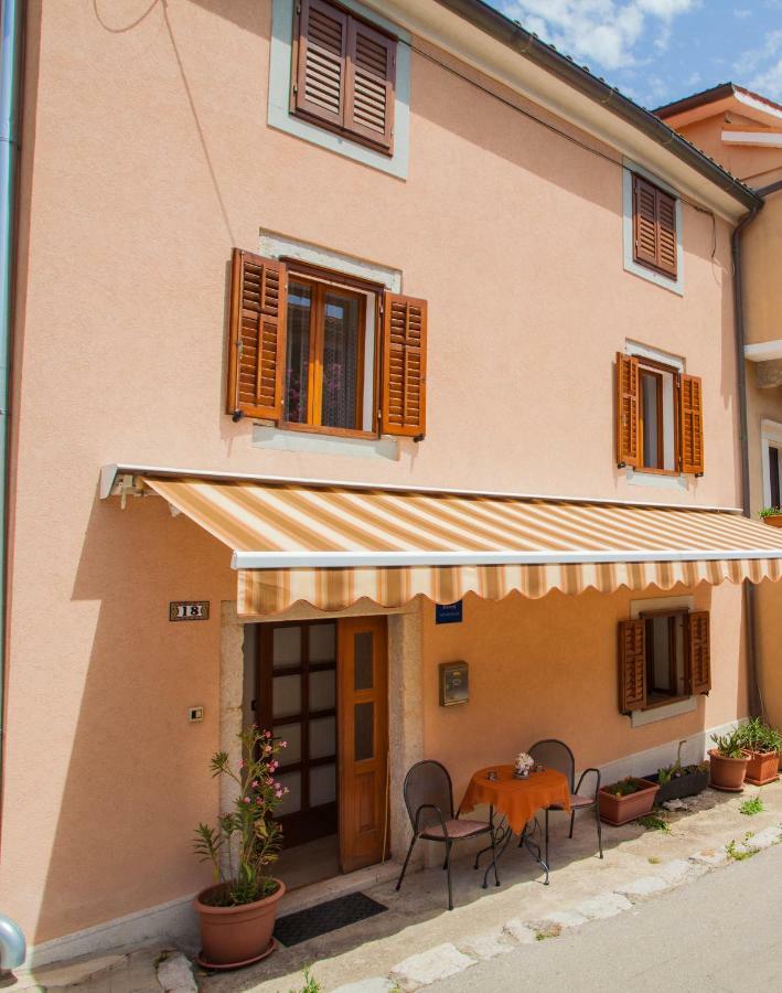 Daire Rialto Cres